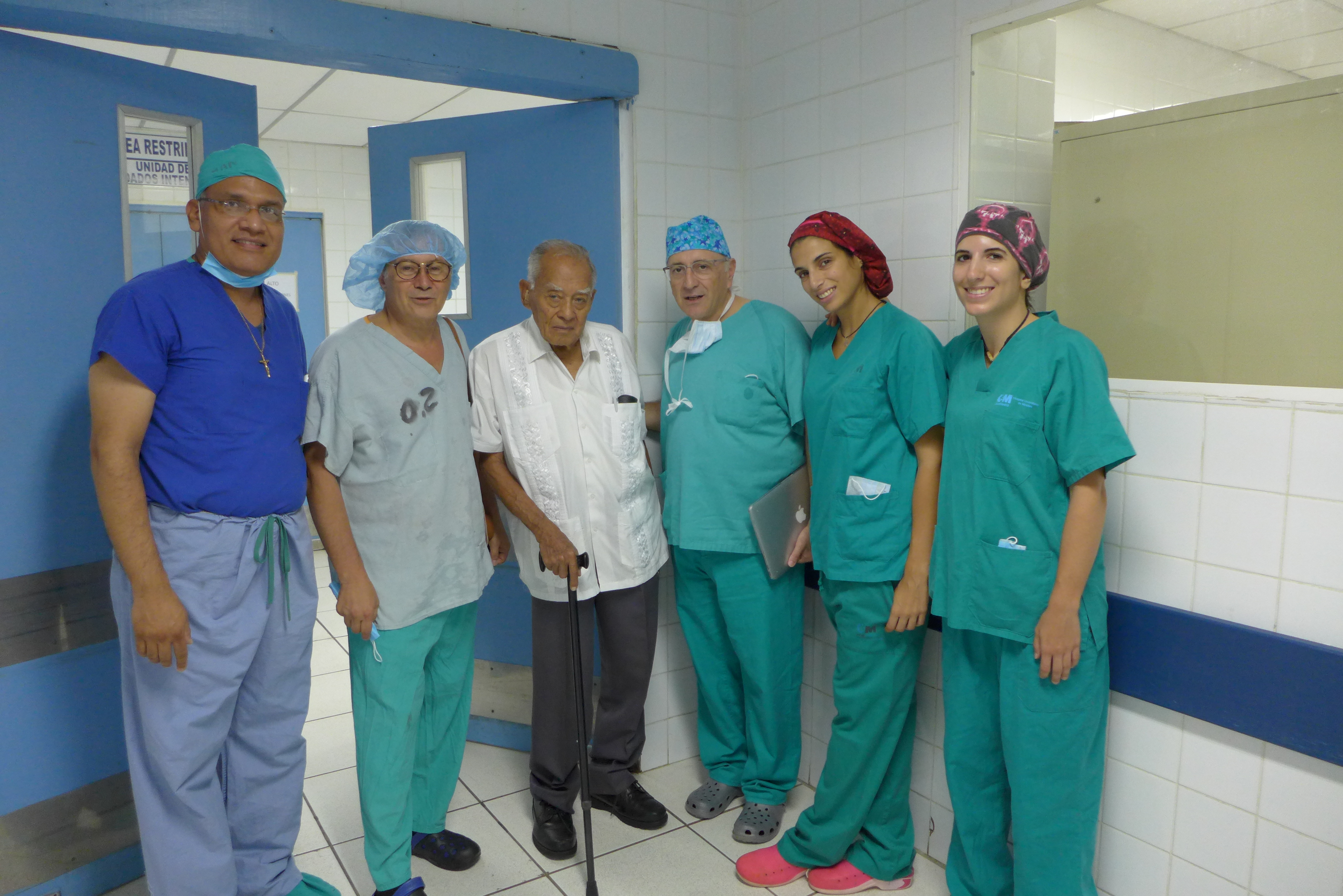 PROYECTO AVASSV 2015 en el Hospital Escuela Oscar Danilo Rosales Arguello (HEODRA) y dispensario médico de las monjas de San Vicente de Paúl en León, Nicaragua